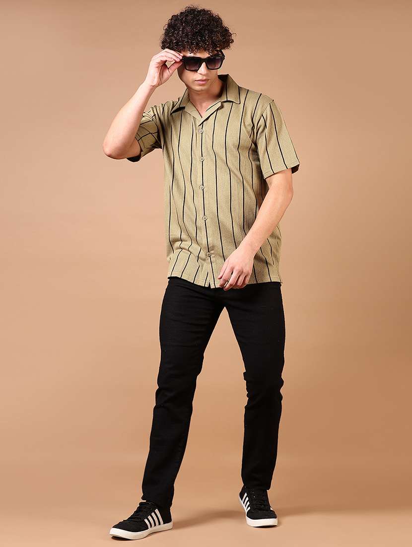 Men Solid Flat Front Casual Trouser