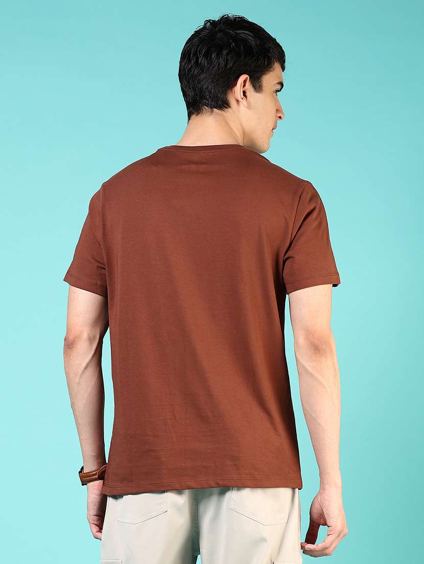 men front print round neck regular fit t-shirt - 21732139 -  Standard Image - 2