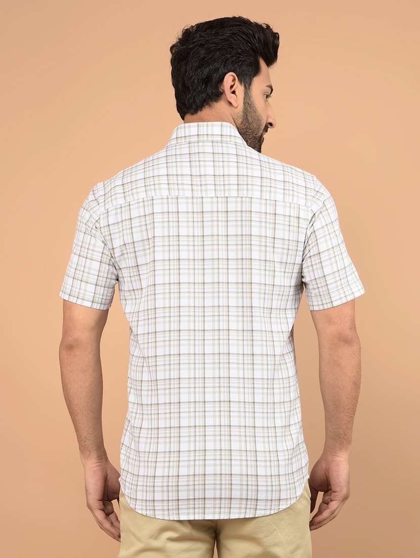 men short sleeves checkered casual shirt - 21732648 -  Standard Image - 2
