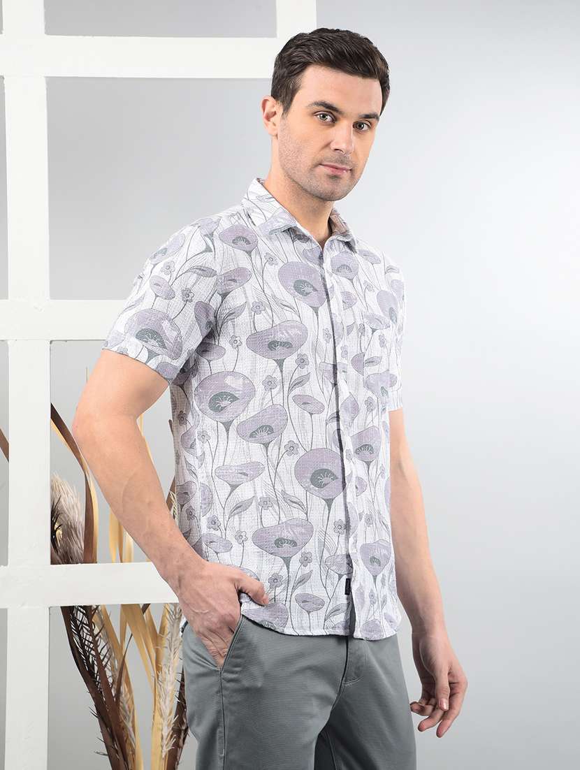 men short sleeves printed casual shirt - 21732675 -  Standard Image - 2