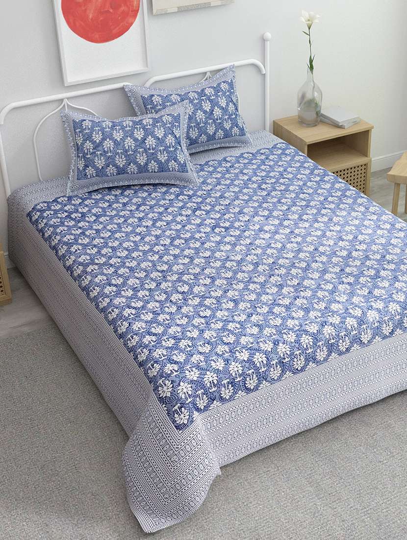 printed bedsheet with coordinated pillow covers 