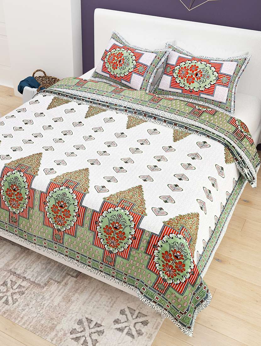printed bedsheet with coordinated pillow covers 