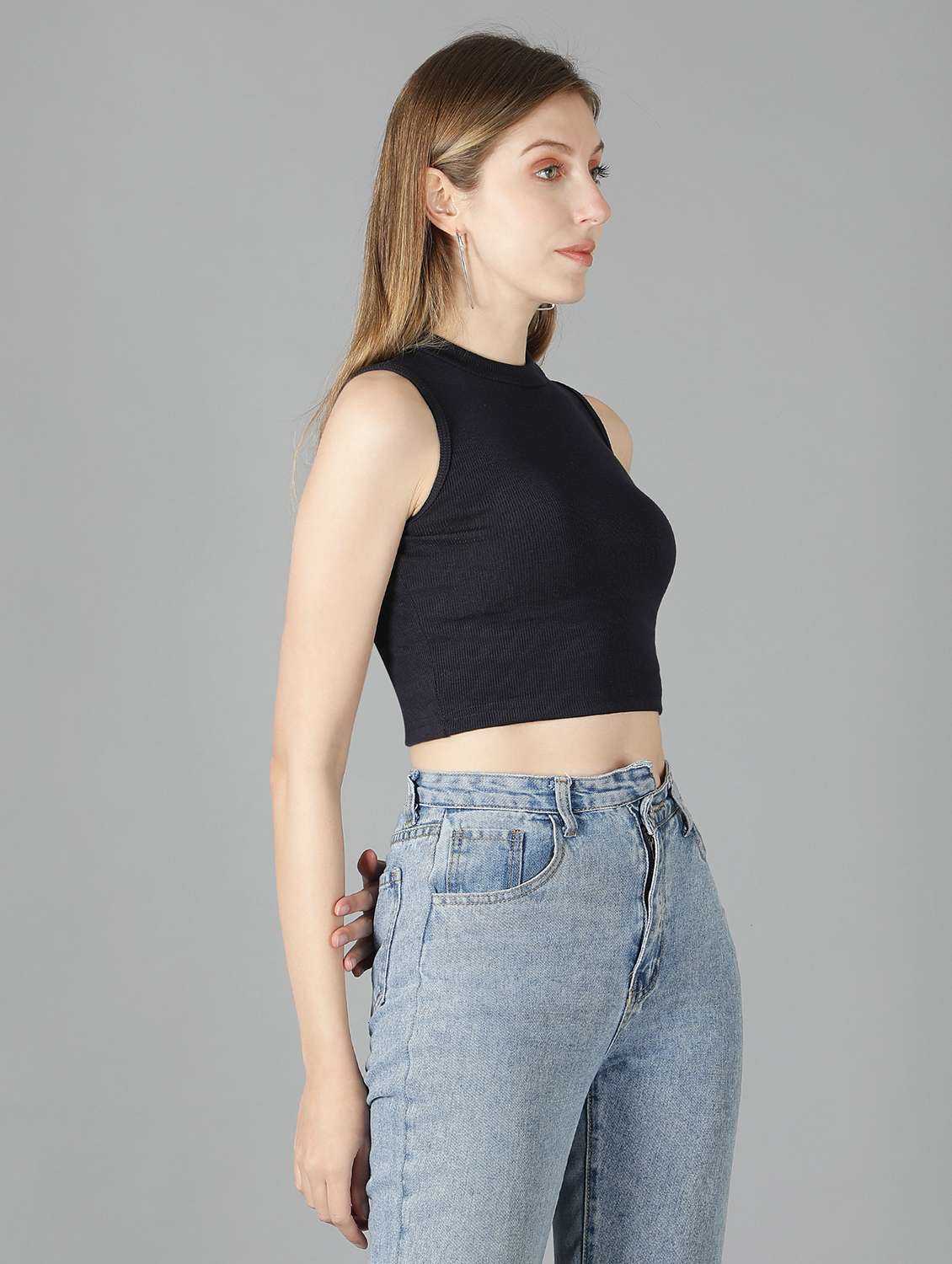 women plain sleeveless croped tank top - 21738026 - Standard Image - 2