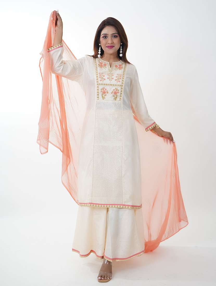 women embroidered kurta palazzo set with dupatta