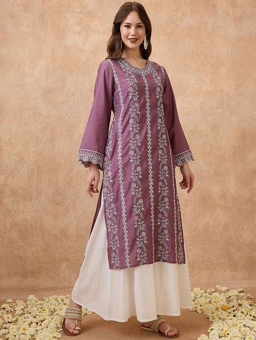 globus women pink floral embroidered v-neck scalloped bell sleeves straight festive kurta