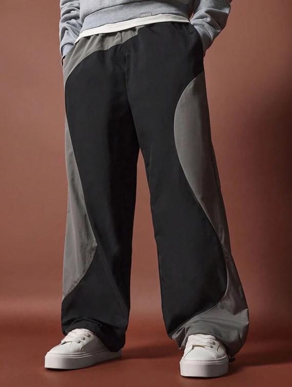 men color blocked relaxed fit full length track pant - 21738686 - Zoom Image - 0