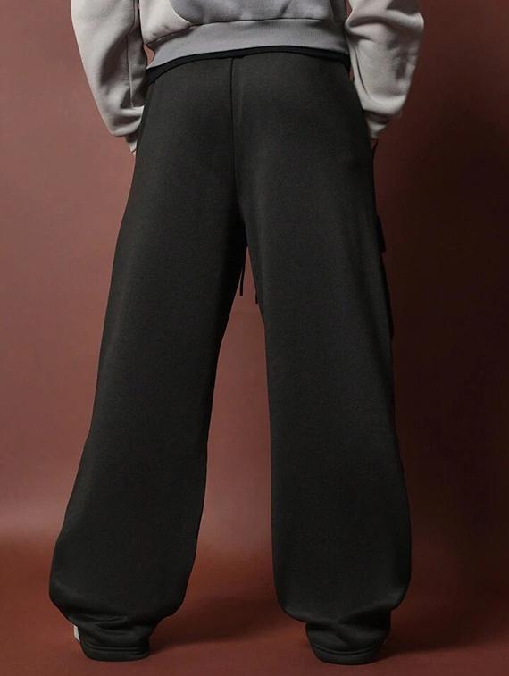 men solid mid rise baggy cargo - 21738692 - Standard Image - 2