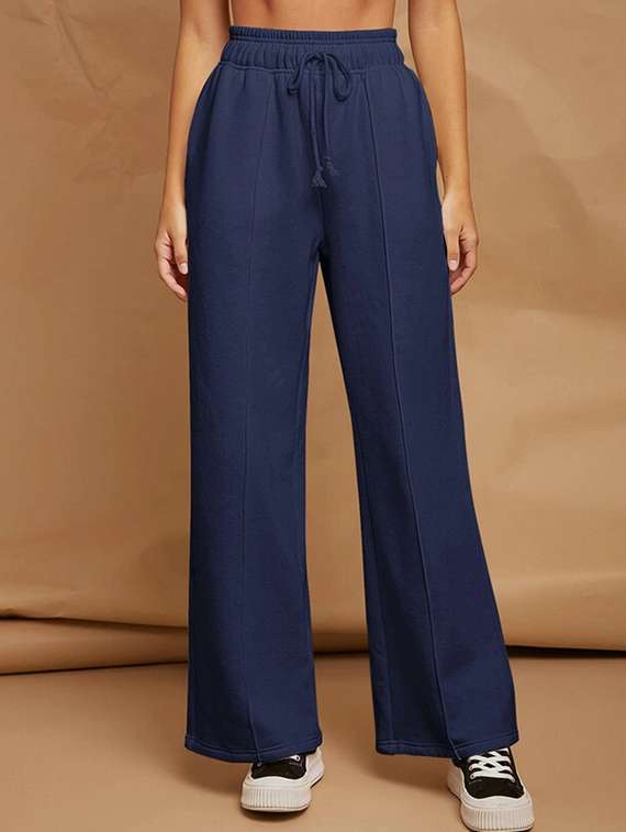 women solid mid rise track pant