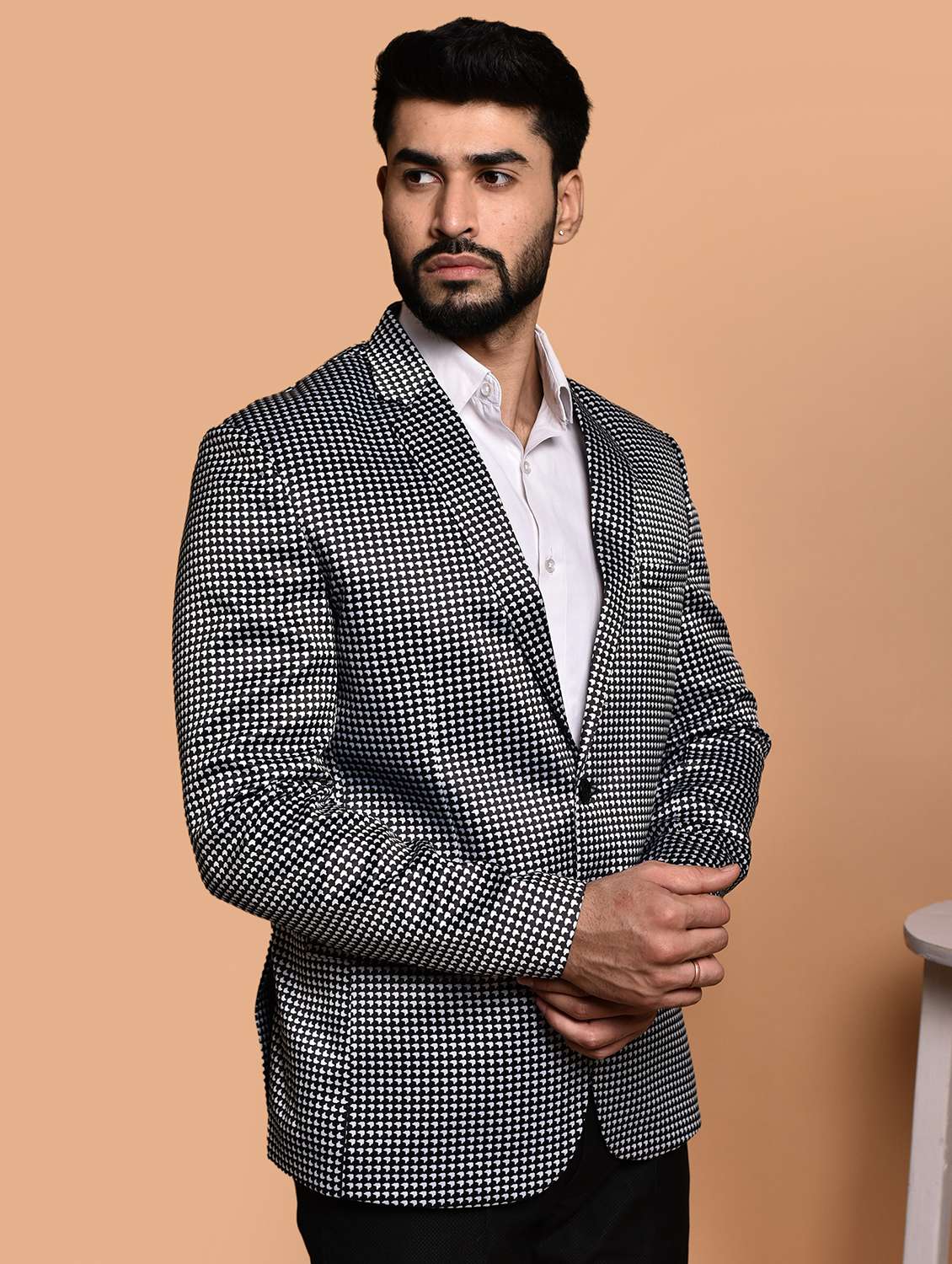 men printed single breasted casual blazer - 21740187 -  Standard Image - 2