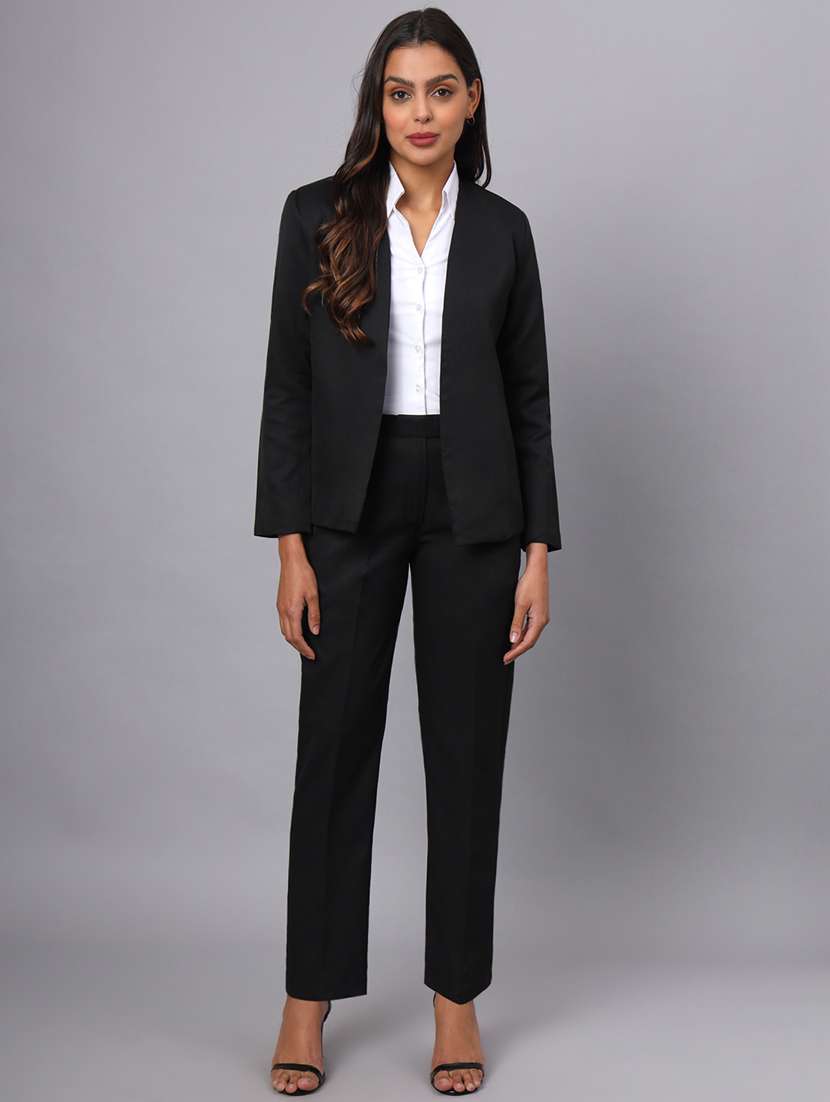 women solid blazer and trouser co-ord set