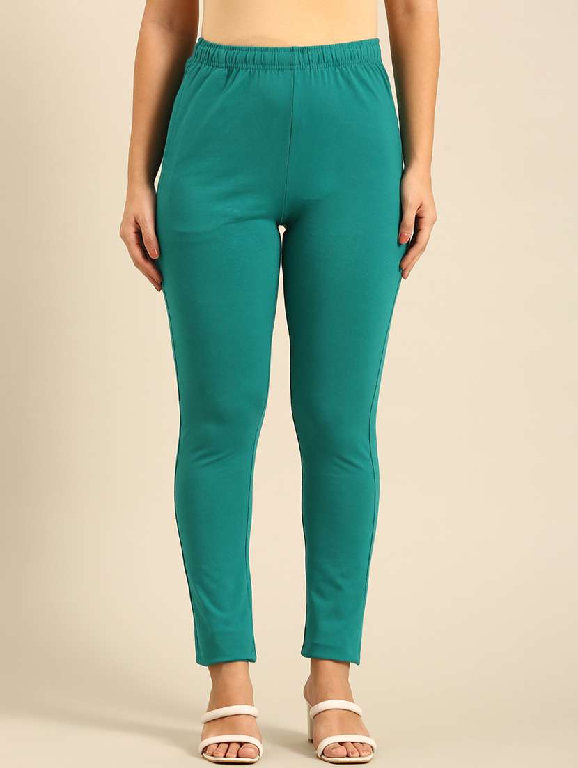 women solid mid rise cigarette pants