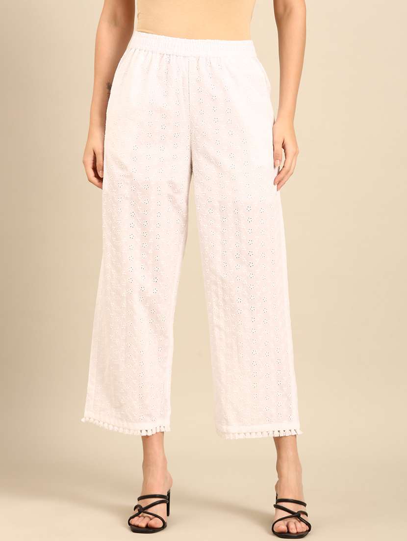 women solid mid rise straight shichlli pant