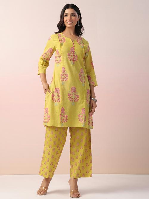 women mustard floral kurta palazzo co-ords set - 21742259 -  Standard Image - 0