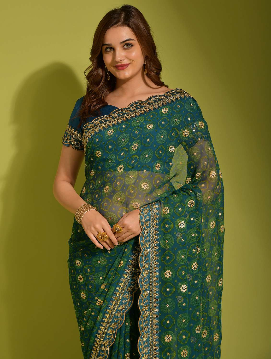 women bandhani printed lace work saree with blouse - 21742634 -  Standard Image - 2