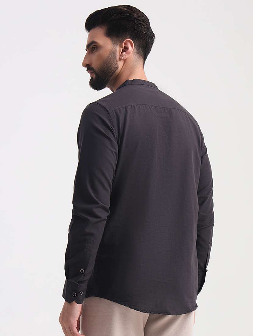 men mandarin neck solid short kurta - 21742718 -  Standard Image - 2