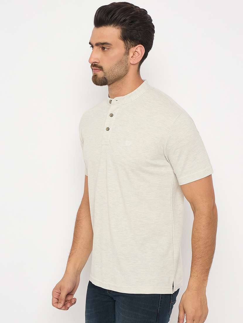men short sleeves plain t-shirt - 21743275 -  Standard Image - 2