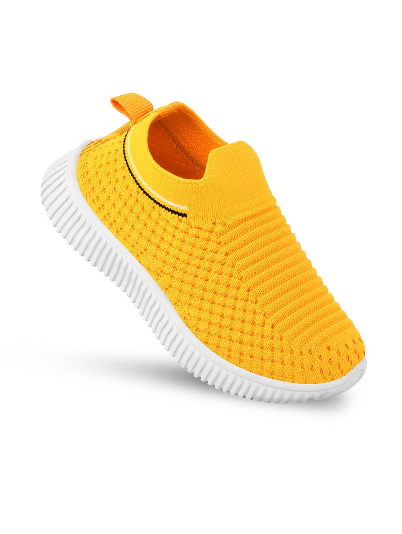 unisex kids slip on sport shoes - 21743525 - Standard Image - 2