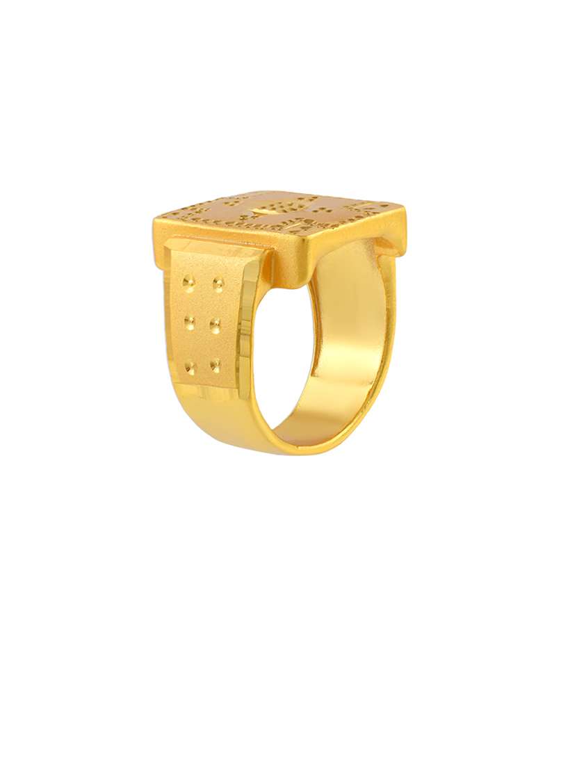 men gold brass finger ring  - 21743900 -  Standard Image - 2