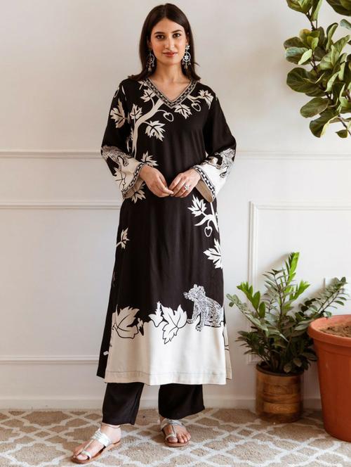 women printed kurta and pant set - 21745353 - Standard Image - 0