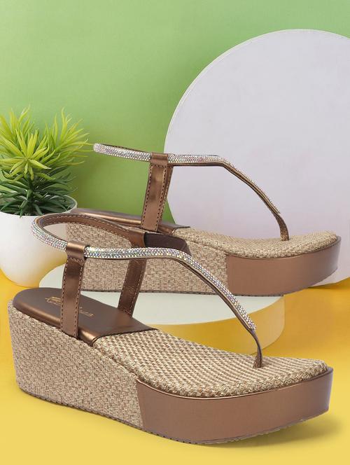 women toe separator platforms sandal - 21746035 -  Standard Image - 0
