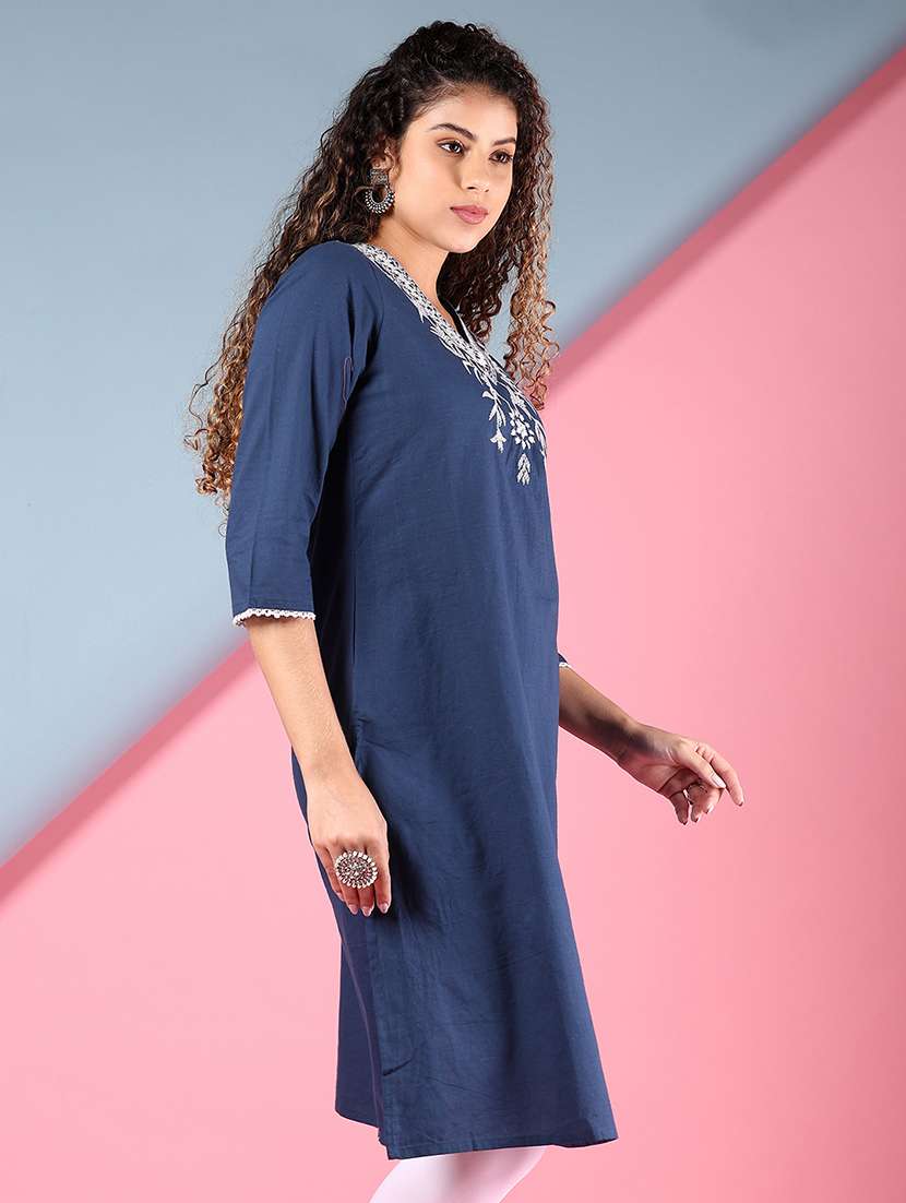 Women Blue Embroidered V Neck Straight Kurta