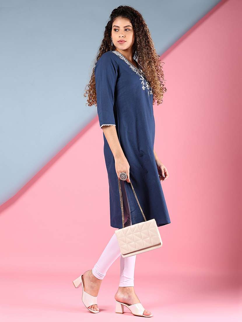 Women Blue Embroidered V Neck Straight Kurta