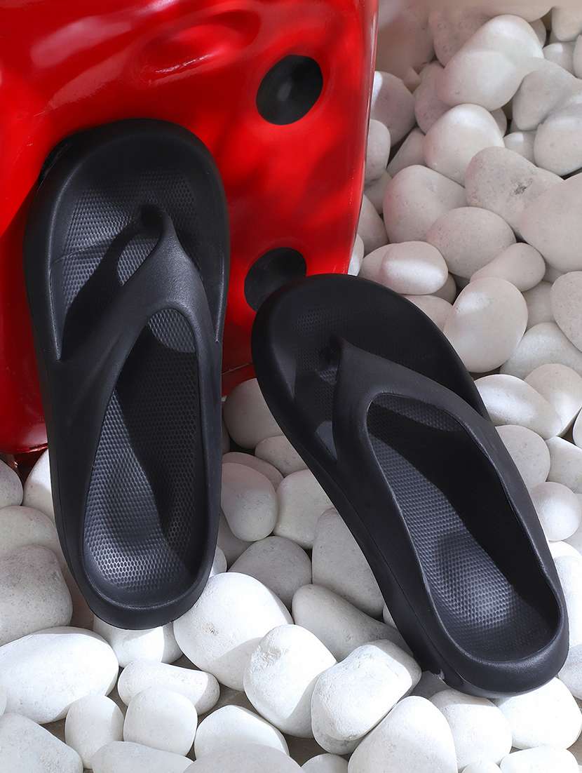 men toe seprator slippers