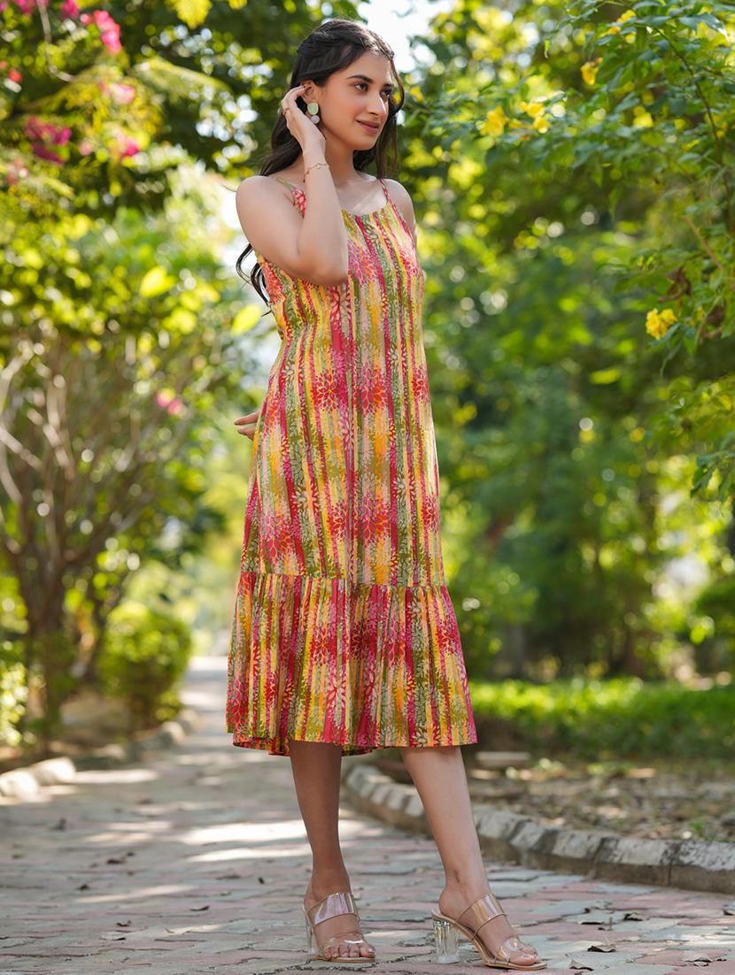 women floral printed tiered dress - 21746661 - Standard Image - 2