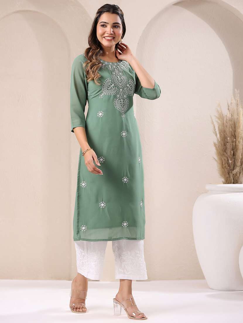 women embroidered round neck straight kurta