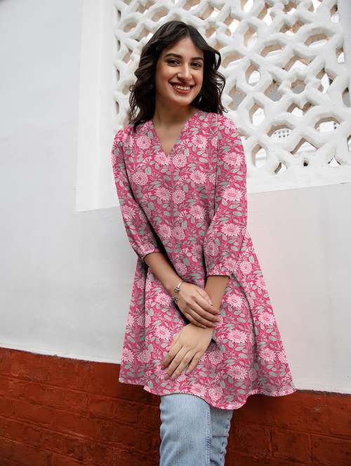women printed three quarter sleeve tunic - 21746766 - Standard Image - 0