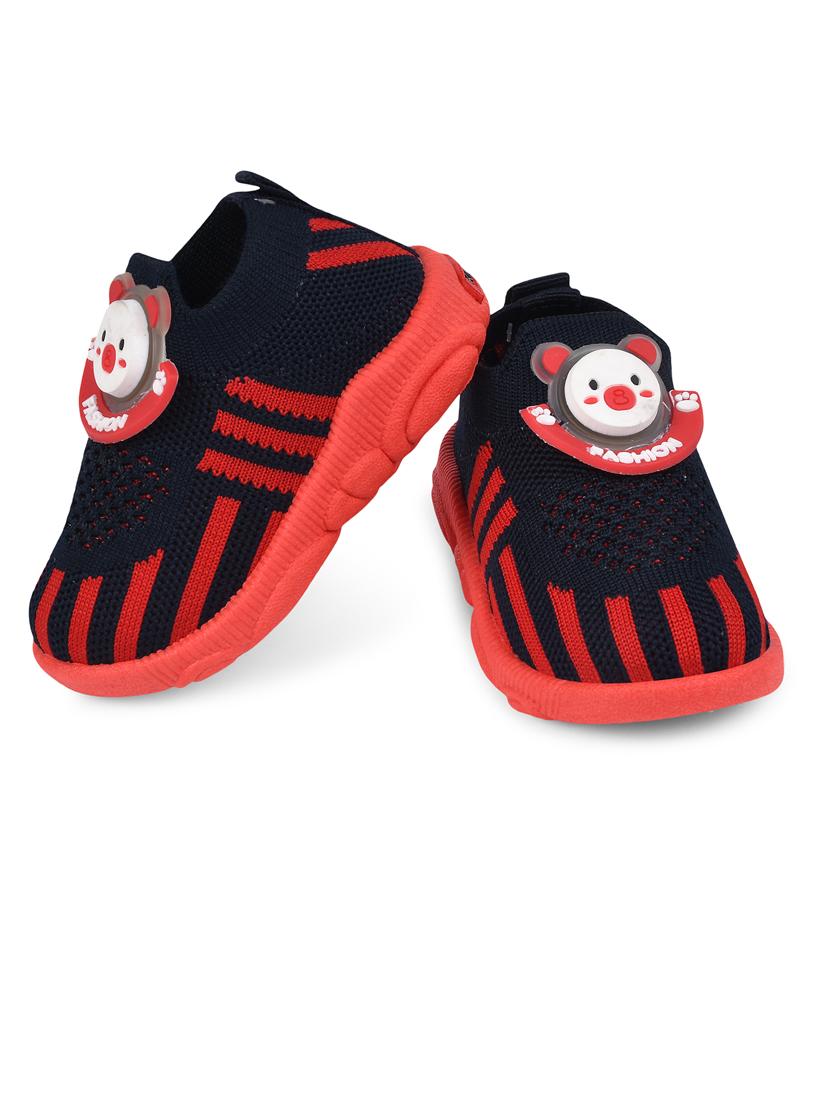 kids slip on sneaker shoes - 21746959 - Standard Image - 2