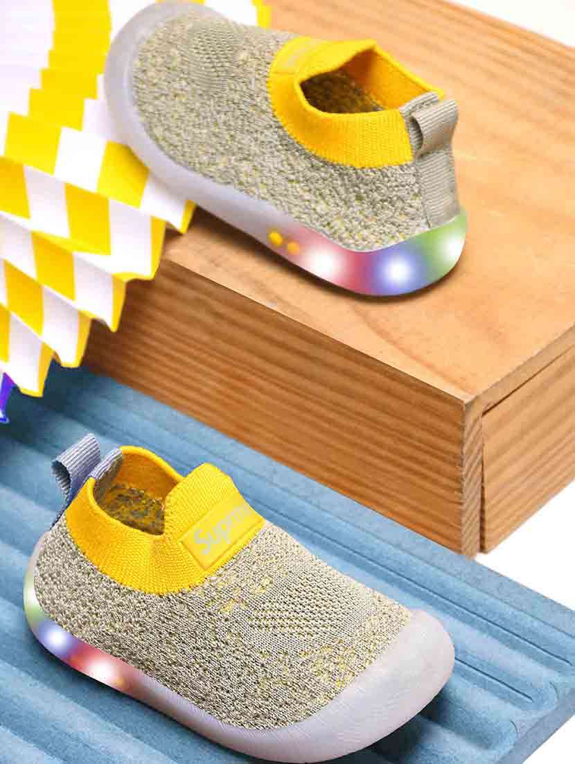 kids slip on sneaker shoes