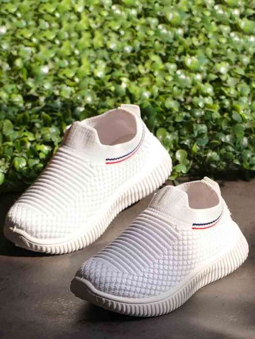 kids slip on sneaker shoes - 21746983 -  Standard Image - 0