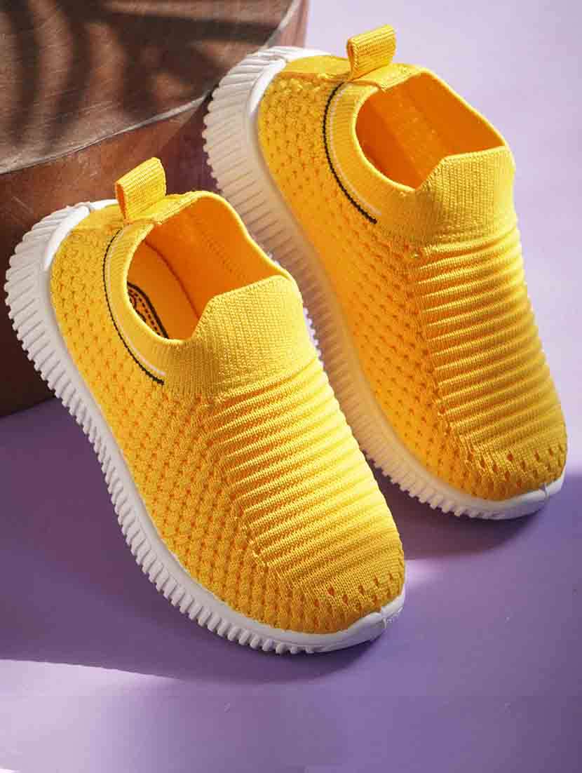 kids slip on sneaker shoes