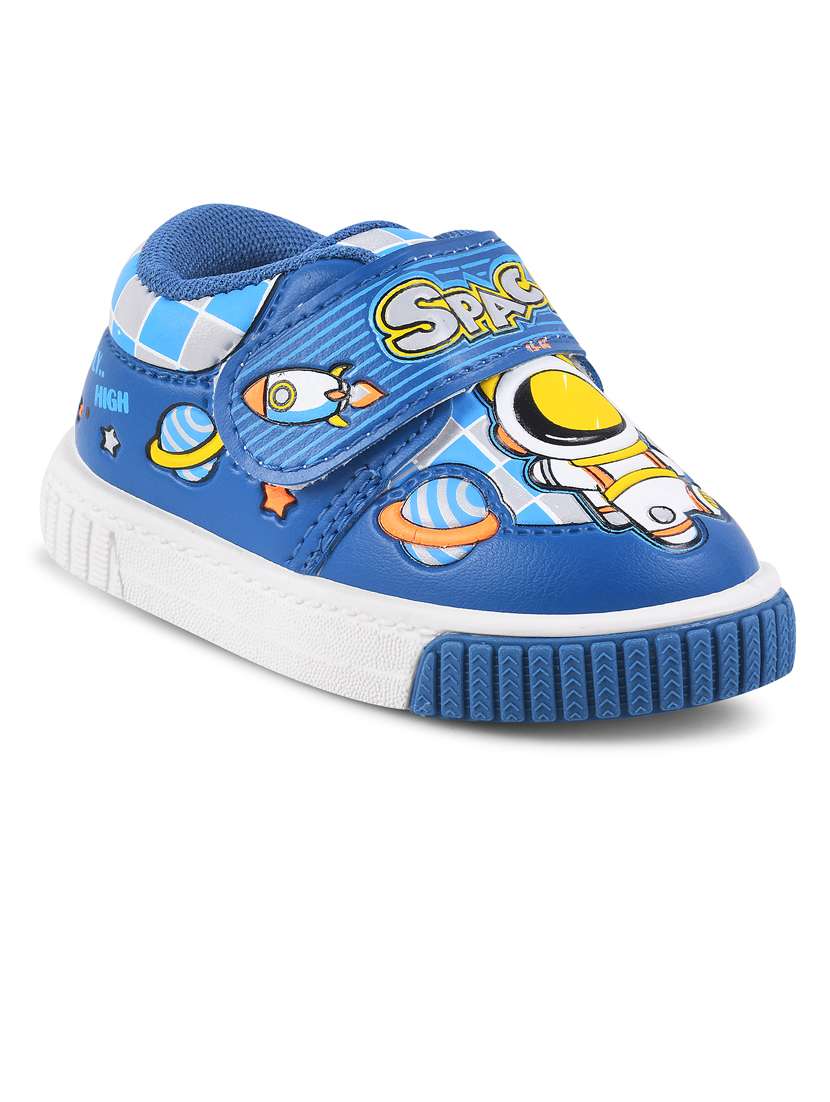 kids graphic print velcro sneaker - 21746985 -  Standard Image - 2