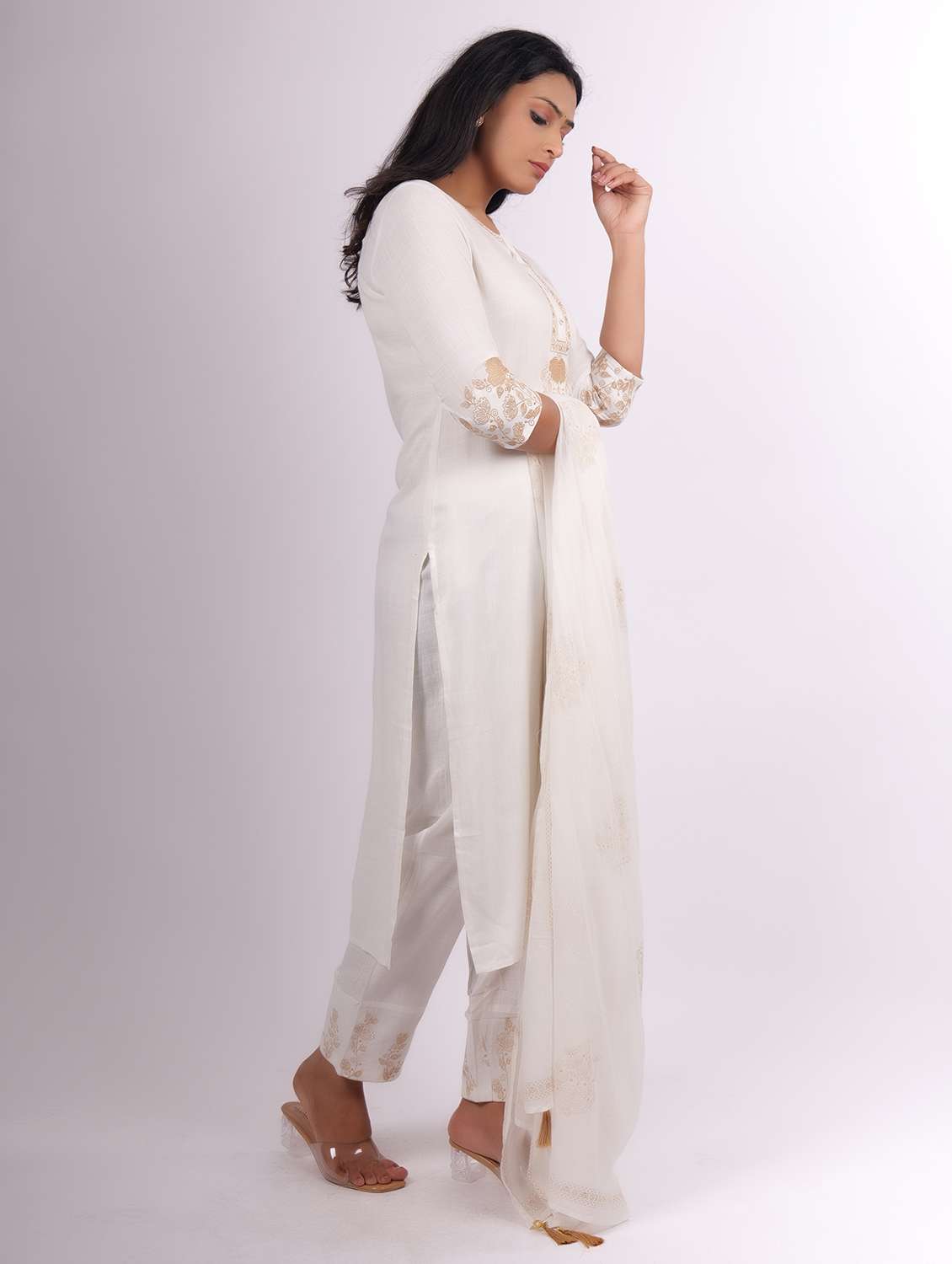 women embroidered kurta pant set with dupatta - 21747569 -  Standard Image - 2