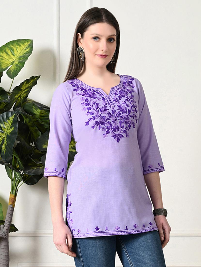 women notch neck embroidered straight kurti