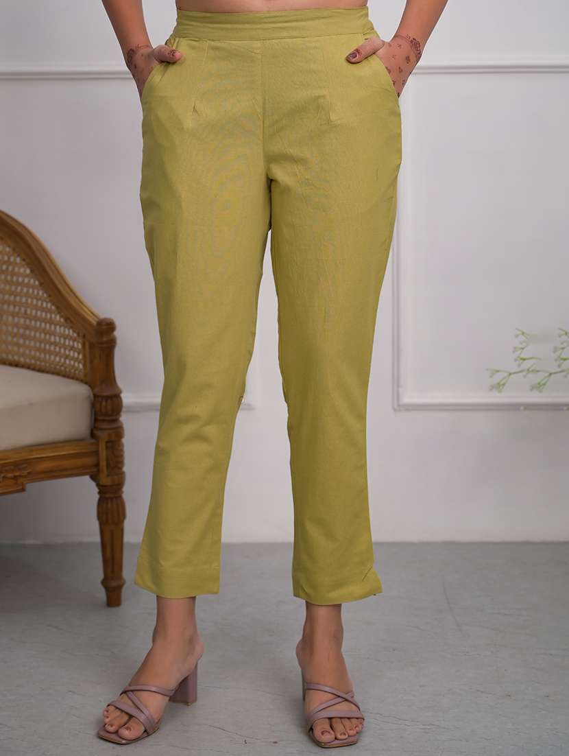 women solid mid rise cigarette pant