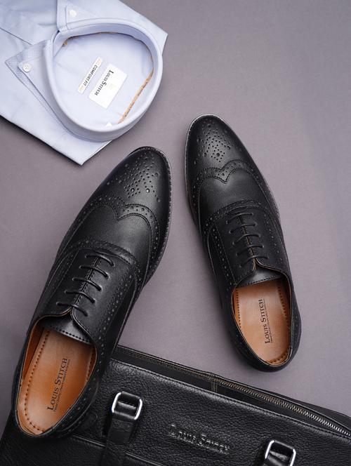 men solid lace-up brouges - 21748014 -  Standard Image - 0