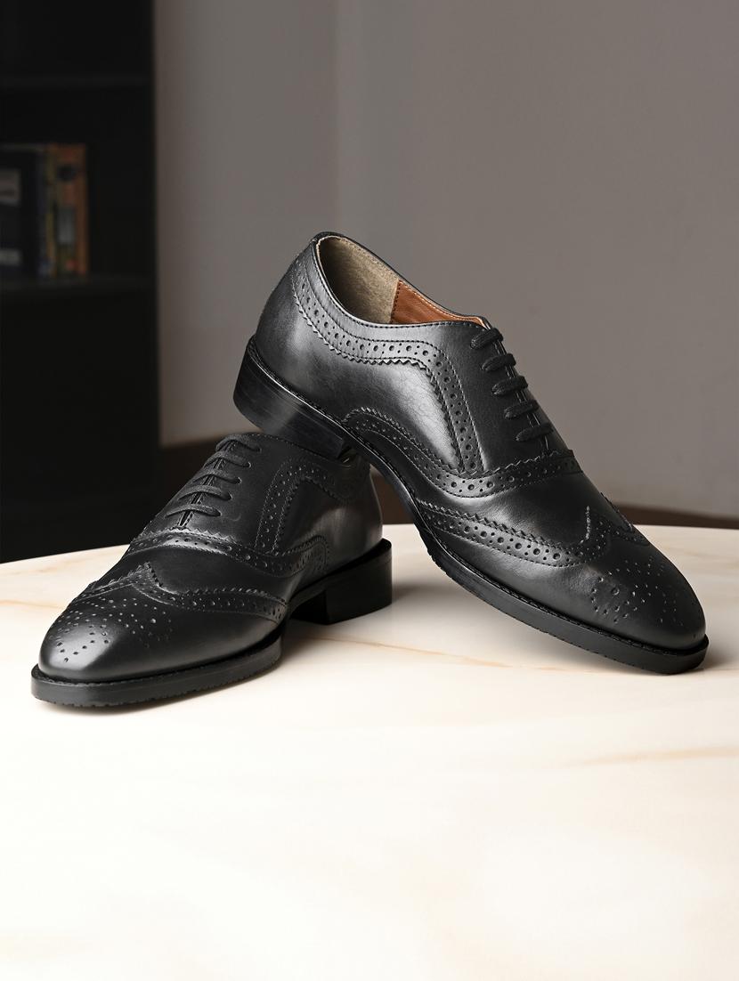 men solid lace-up brouges - 21748038 - Zoom Image - 0