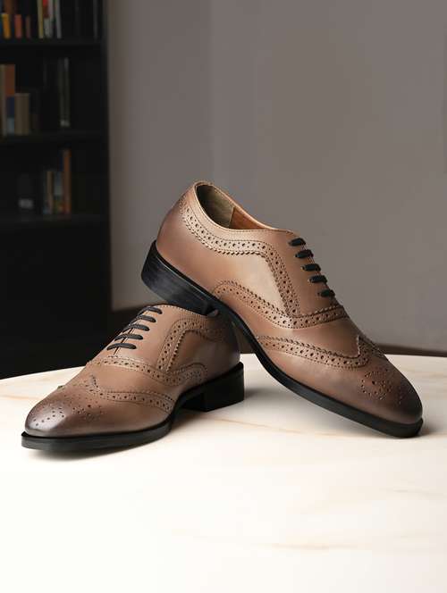 men solid lace-up brouges - 21748039 - Standard Image - 0