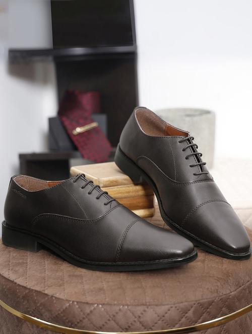 men solid lace-up oxfords - 21748087 -  Standard Image - 0