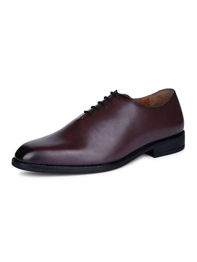 men solid lace-up oxfords - 21748102 -  Standard Image - 2