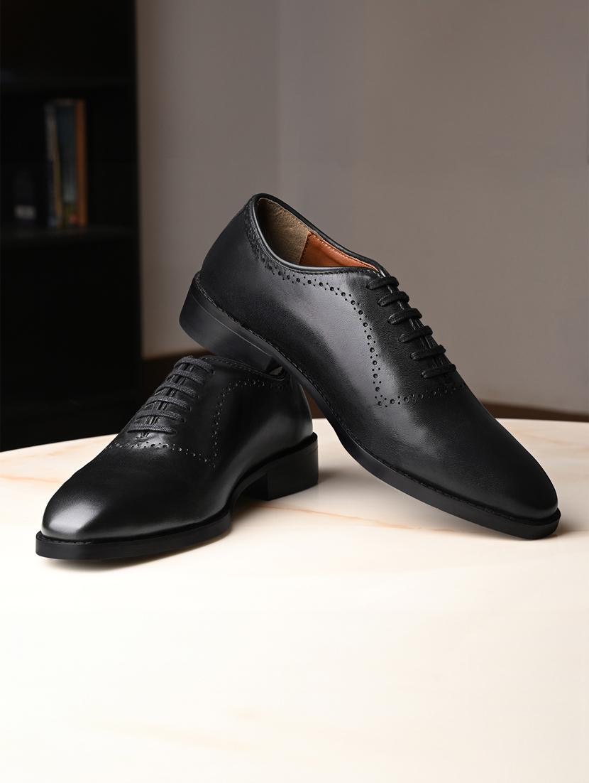 men solid lace-up oxfords - 21748111 - Zoom Image - 0