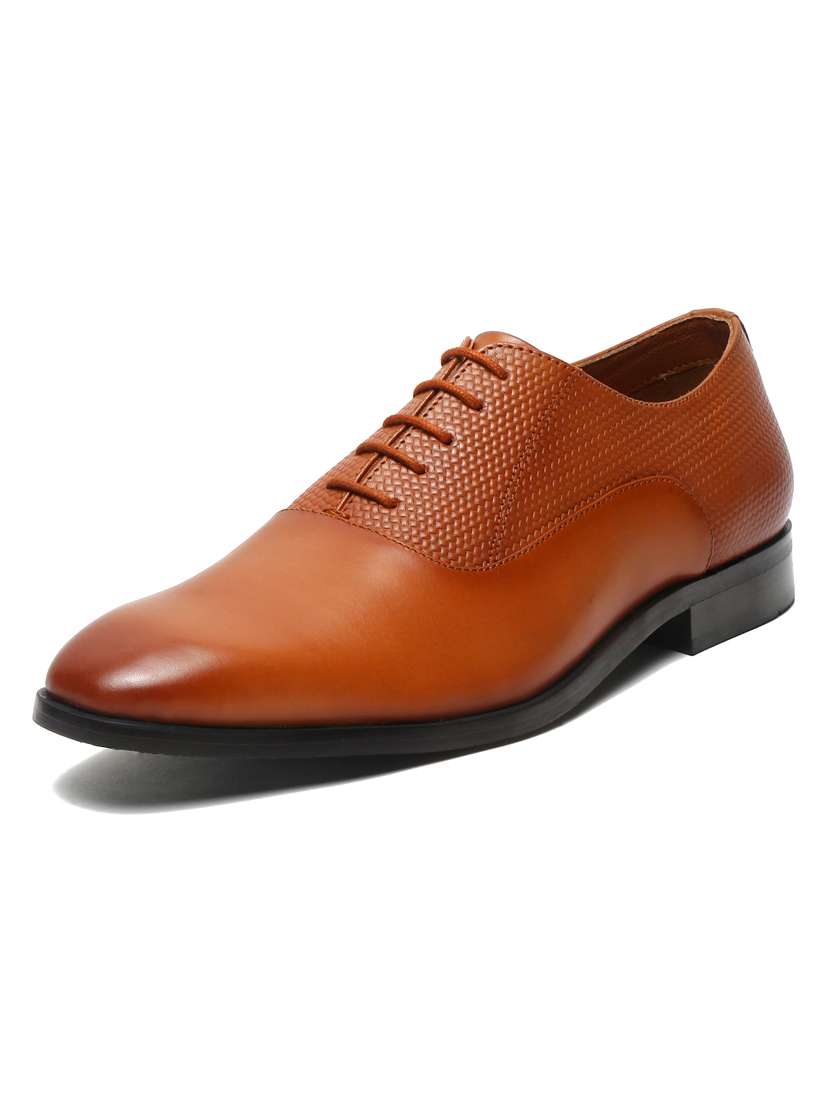 men solid lace-up oxfords - 21748141 -  Standard Image - 2