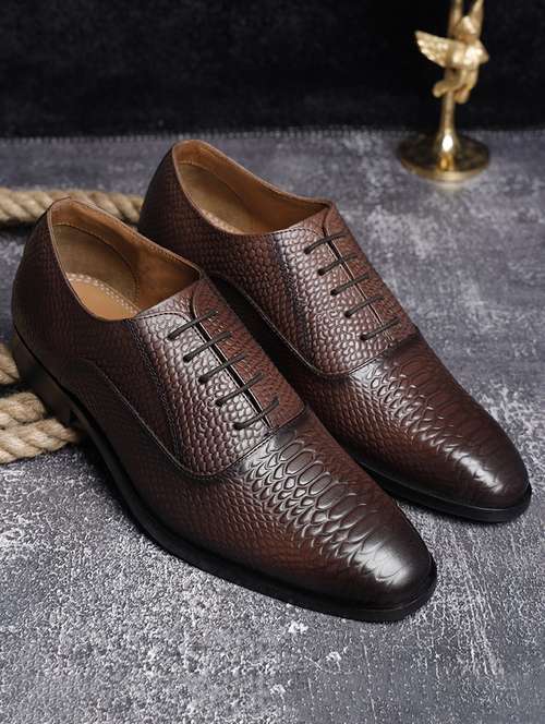 men textured lace-up oxfords - 21748142 -  Standard Image - 0
