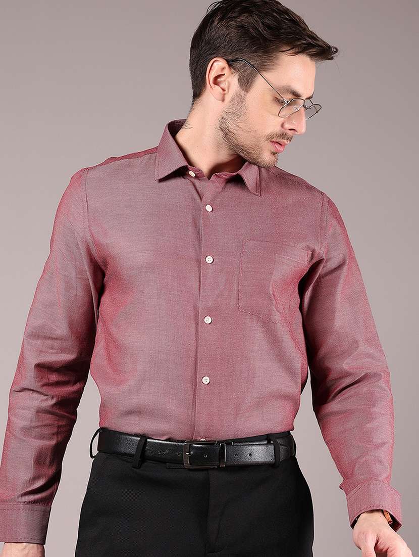 men solid collared long sleeve formal shirt