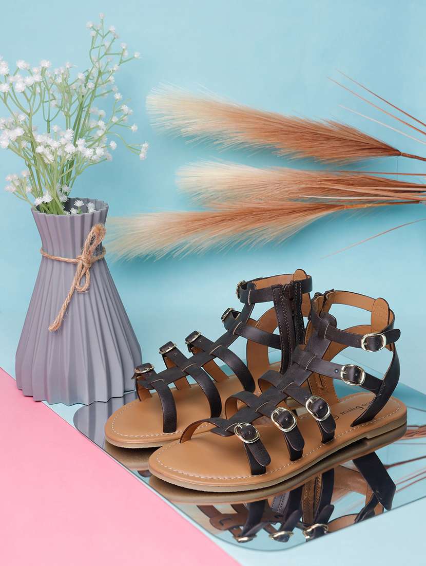 women solid gladiators sandal