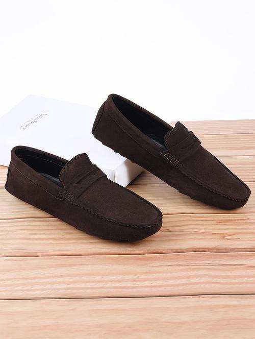 men solid slip on loafers - 21748491 - Standard Image - 0