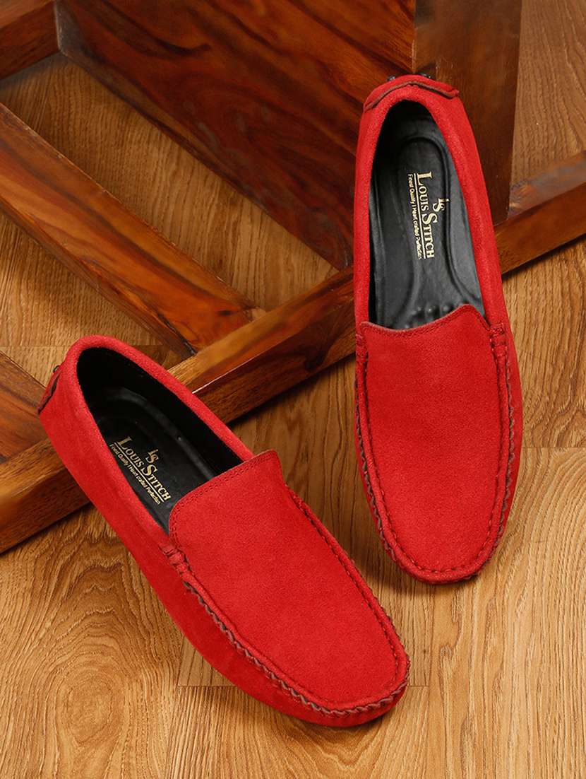 men solid slip on loafers